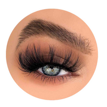 Load image into Gallery viewer, Lavaa Los Angeles Luxe Faux Mink Lashes - Savage - Brand New, SEALED