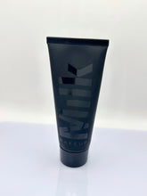Load image into Gallery viewer, Pore Eclipse Mattifying Primer
