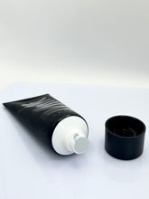 Load image into Gallery viewer, Pore Eclipse Mattifying Primer
